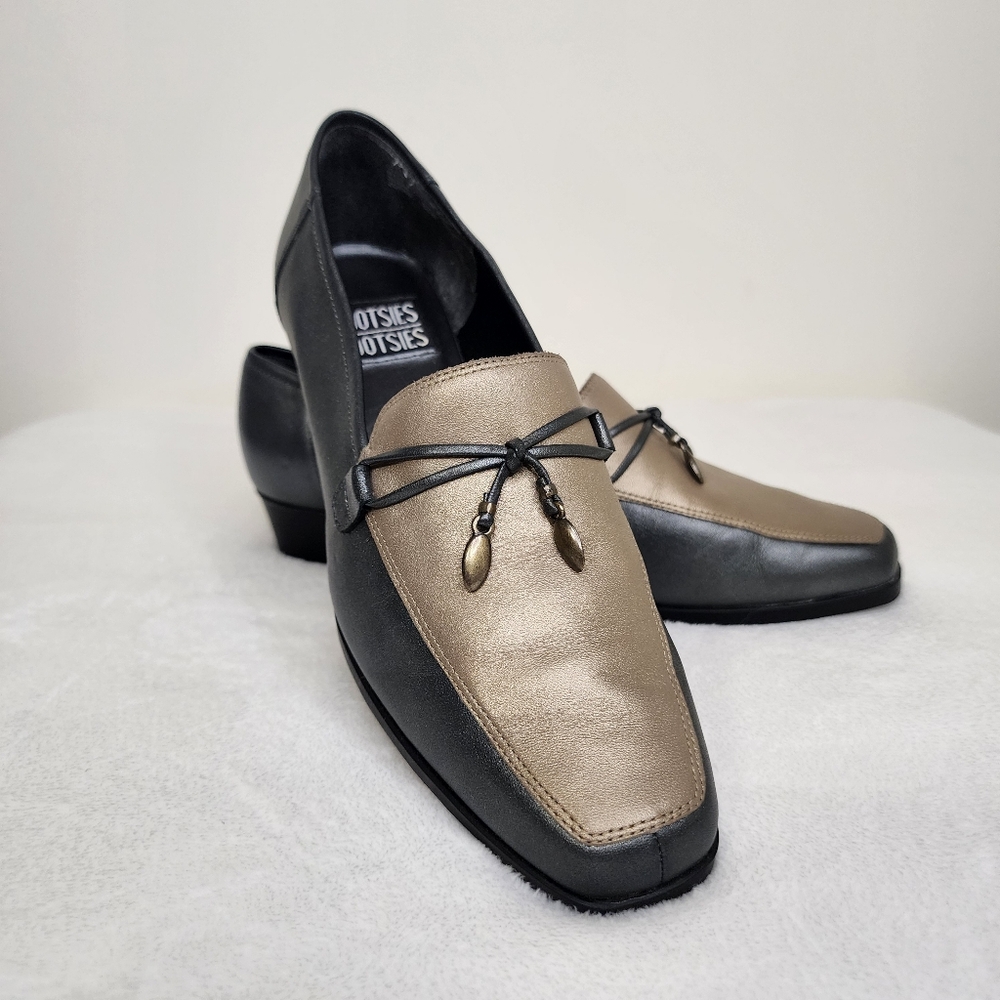 Mootsies Tootsies Gray & Gold Women's Casual Loafers Sz 8.5 Wide Classic Slip-on